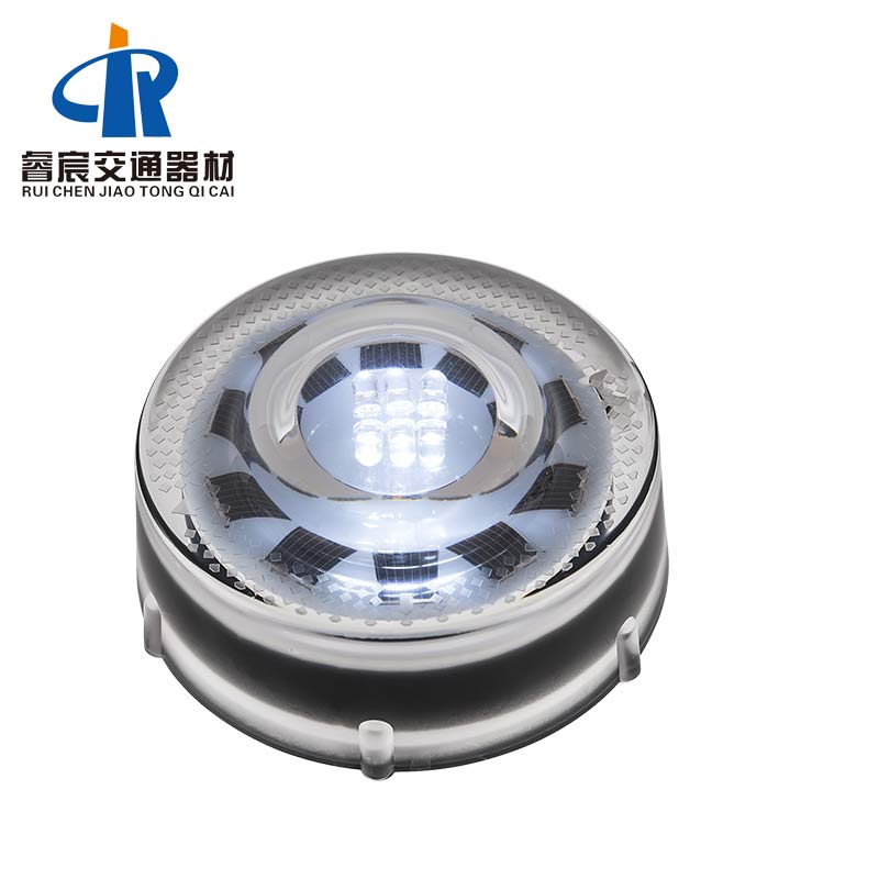 360 Degree Plastic Solar Road Stud Embedded Type B2