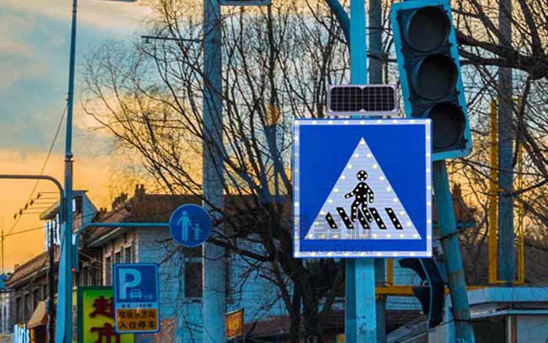 Solar Road Crossing Sign