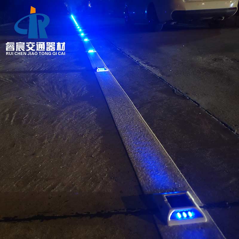 RUICHEN Blue Solar Road Stud On Urban Road