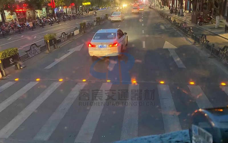 Led Solar Road Stud In Intelligent Crosswalk System